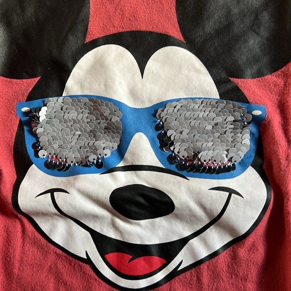 Gap Disney Mickey Mouse sequents shirt brick red color kids medium - Picture 2 of 5